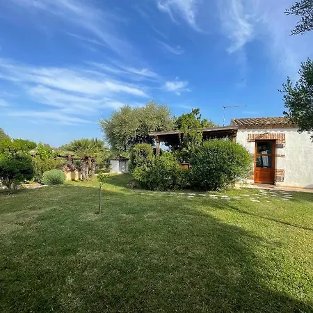 Casa Vacanze Il Pino, Holiday home Orosei