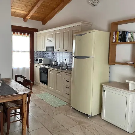 Casa Vacanze Il Pino, Holiday home *